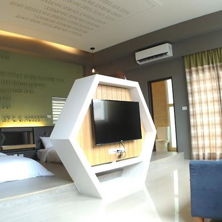 הואליין סיטי Honey B Trip B&B מראה חיצוני תמונה